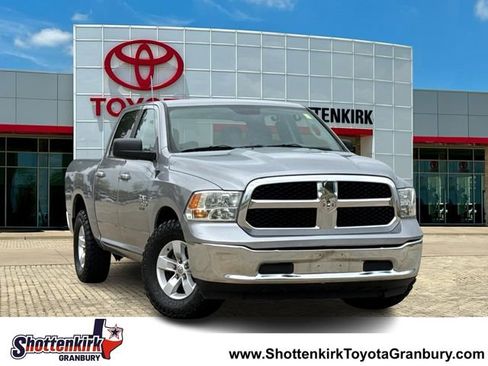 Used 2021 RAM 1500 Classic SLT RWD image 1