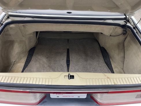 Used 1992 Cadillac Allante FWD image 36