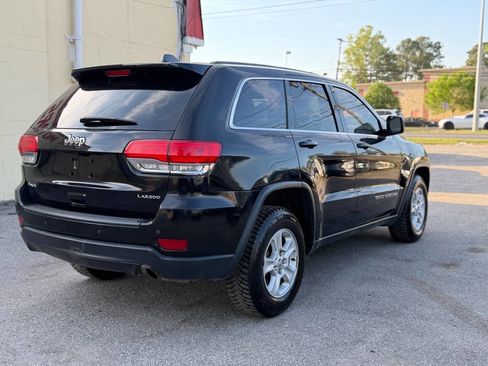 Used 2017 Jeep Grand Cherokee Laredo image 7