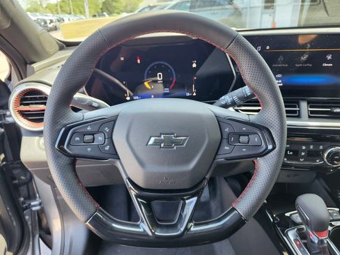 New 2026 Chevrolet Trax RS w/ Driver Confidence Package FWD image 25