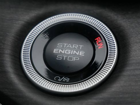 New 2025 Jeep Grand Cherokee Limited w/ Trailer Tow Package image 20