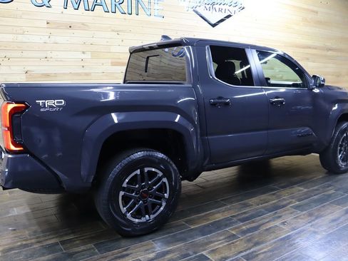 Used 2024 Toyota Tacoma TRD Sport image 5