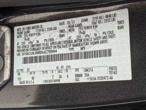 Used 2013 Ford Escape Titanium w/ Parking Technology Pkg image 18