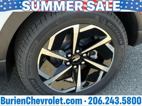 New 2026 Chevrolet Equinox EV LT FWD image 30