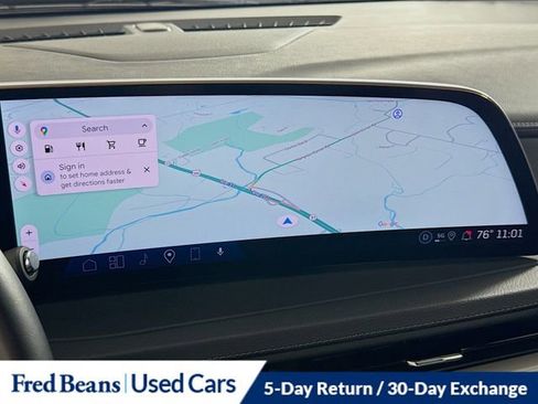 Used 2025 Cadillac XT4 Premium Luxury image 15