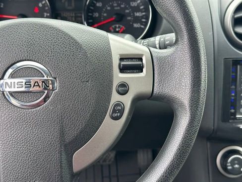 Used 2013 Nissan Rogue SV AWD/4WD image 5