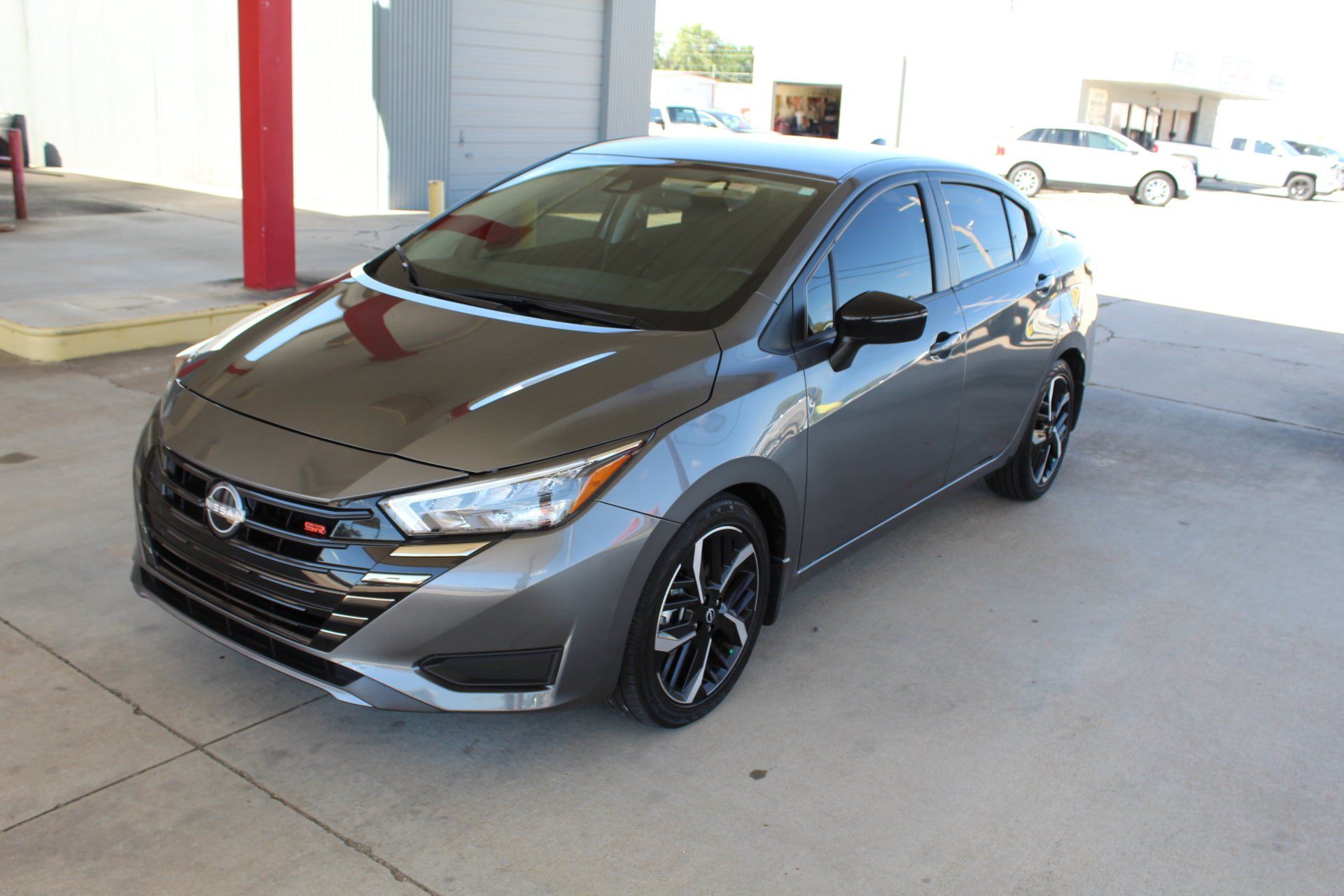 Used 2025 Nissan Versa SR w/ Trunk Package FWD image 38
