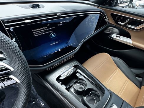 New 2026 Mercedes-Benz E 53 AMG e 4MATIC Wagon image 32