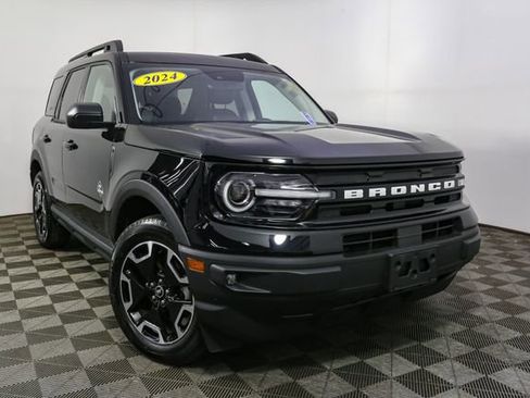 Used 2024 Ford Bronco Sport Outer Banks w/ Tech Package AWD/4WD image 3