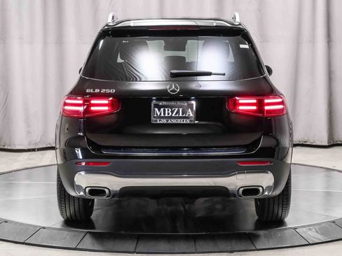 Certified 2026 Mercedes-Benz GLB 250 image 3