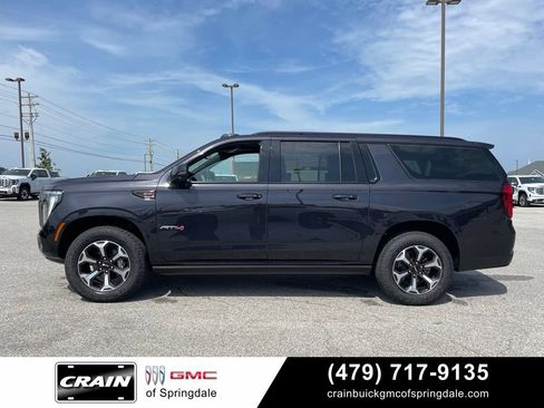 Used 2026 GMC Yukon XL AT4 Ultimate AWD/4WD image 4