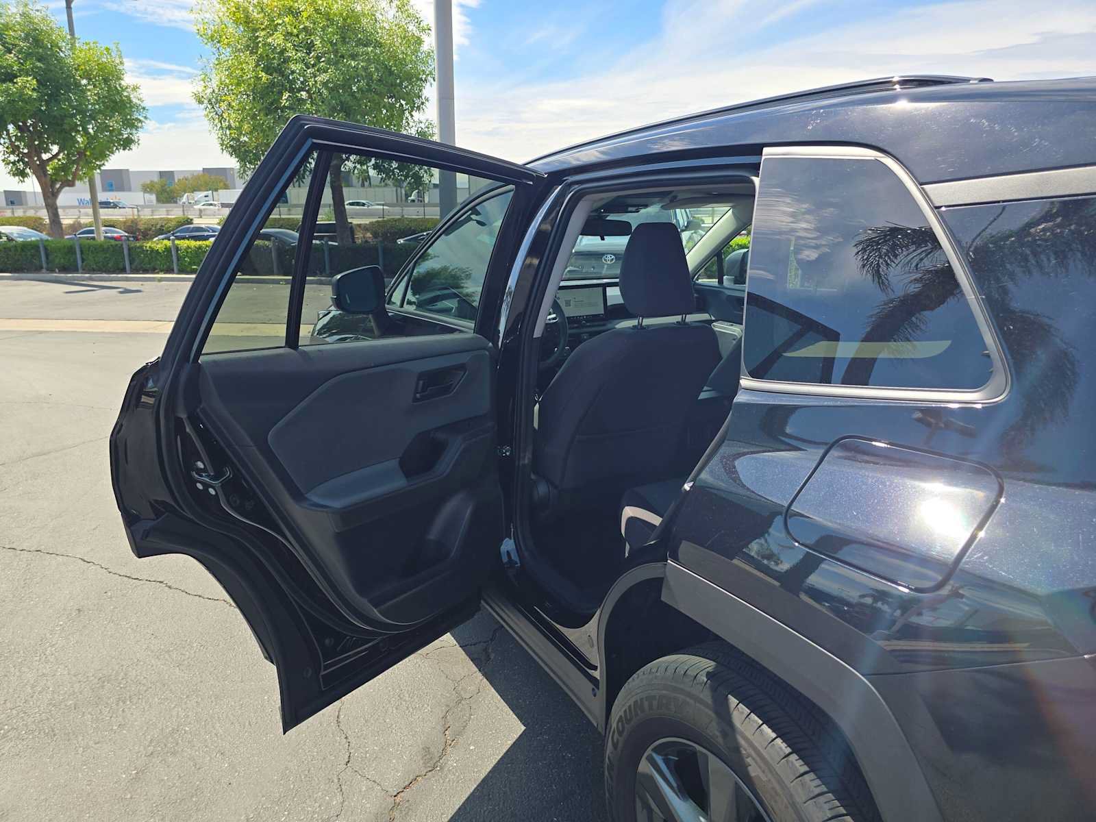 Used 2026 Toyota RAV4 LE FWD image 15