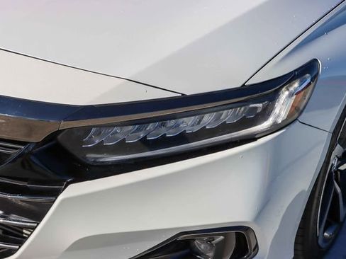 Used 2022 Honda Accord Sport image 12