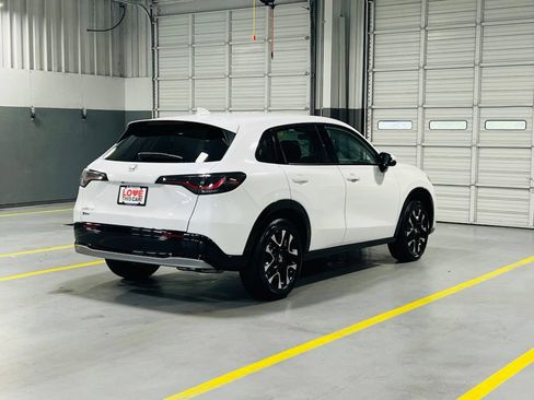 New 2026 Honda HR-V EX-L image 17