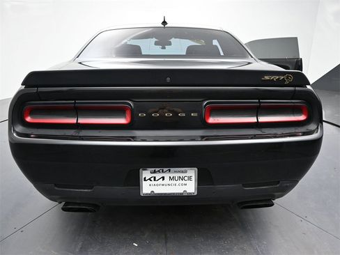 Used 2019 Dodge Challenger SRT Hellcat w/ Widebody Package image 9