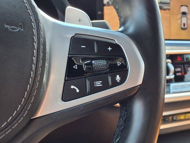 Used 2021 BMW X7 xDrive40i w/ M Sport Package AWD/4WD image 18