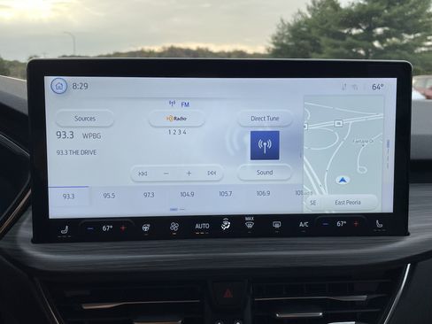 Used 2023 Ford Escape SE w/ PHEV Premium Package image 29