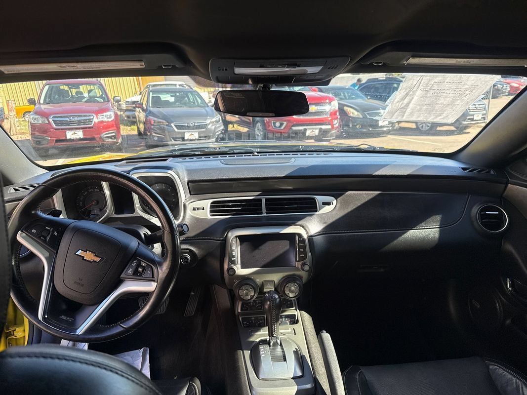 Used 2015 Chevrolet Camaro SS RWD image 20