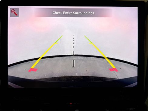 Used 2023 Jeep Grand Cherokee L Limited w/ Black Appearance Package image 16