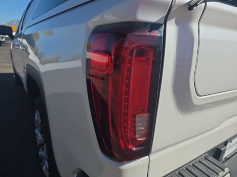 Used 2023 GMC Sierra 1500 Denali w/ Denali Reserve Package image 19