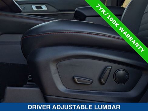 Certified 2025 Ford Explorer ST-Line w/ ST-Line Street Pack image 24