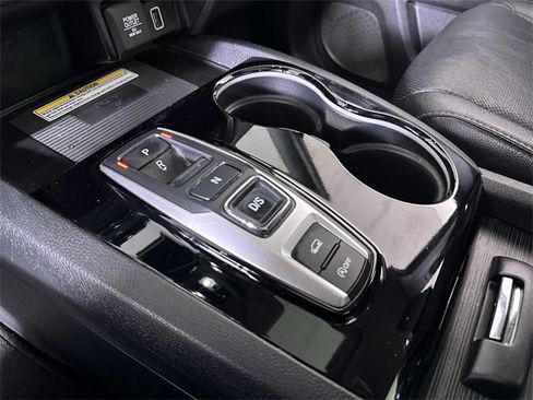 Used 2021 Honda Pilot Elite image 16