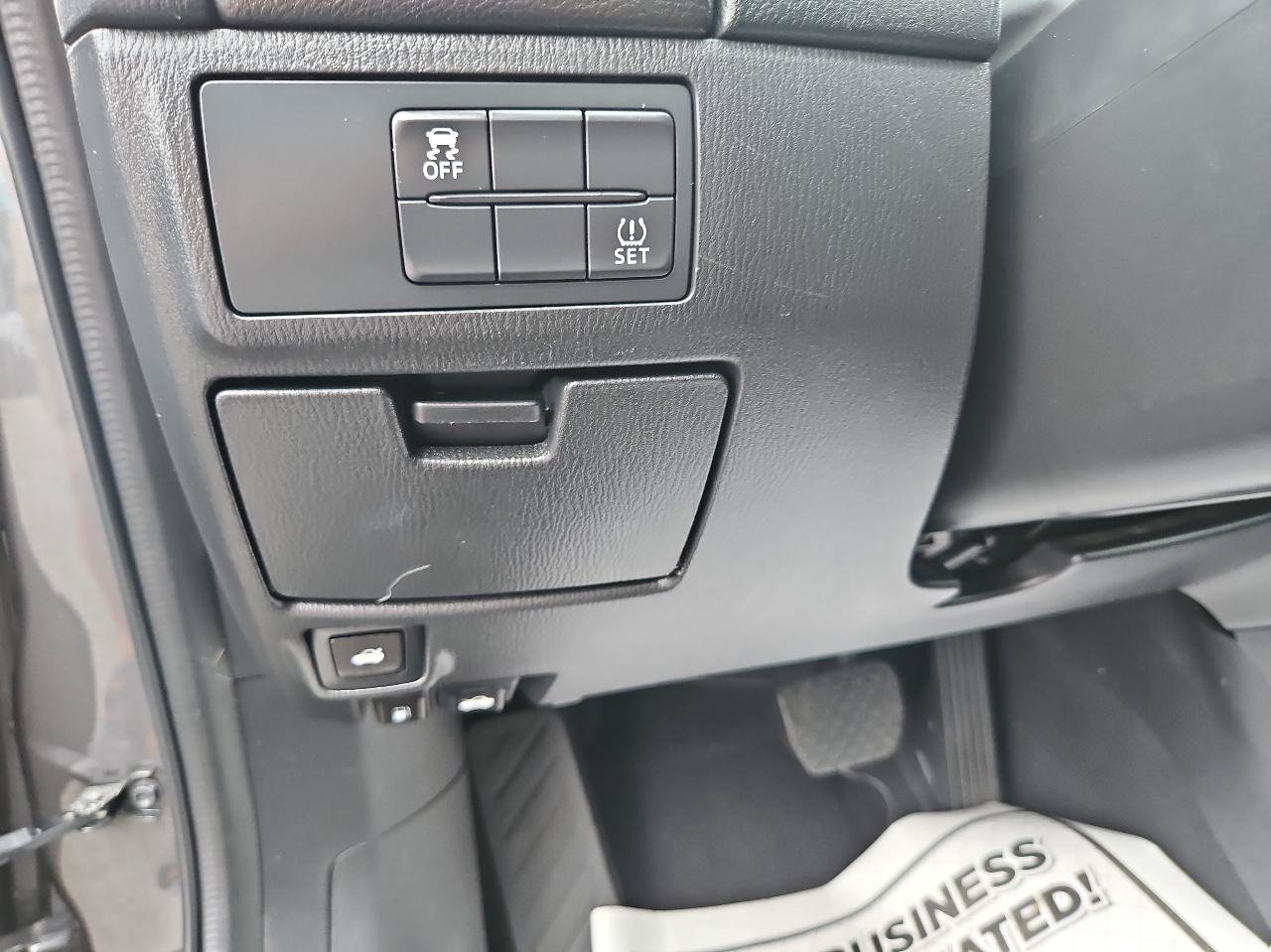 Used 2017 MAZDA MAZDA6 Touring FWD image 26