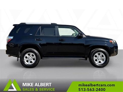 Used 2019 Toyota 4Runner SR5 image 3