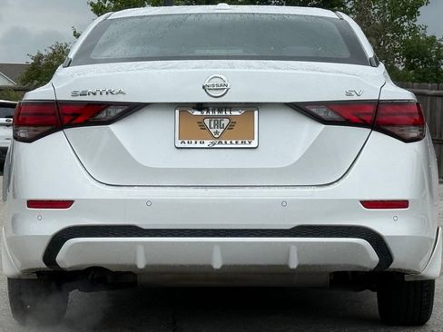 Used 2020 Nissan Sentra SV FWD image 4