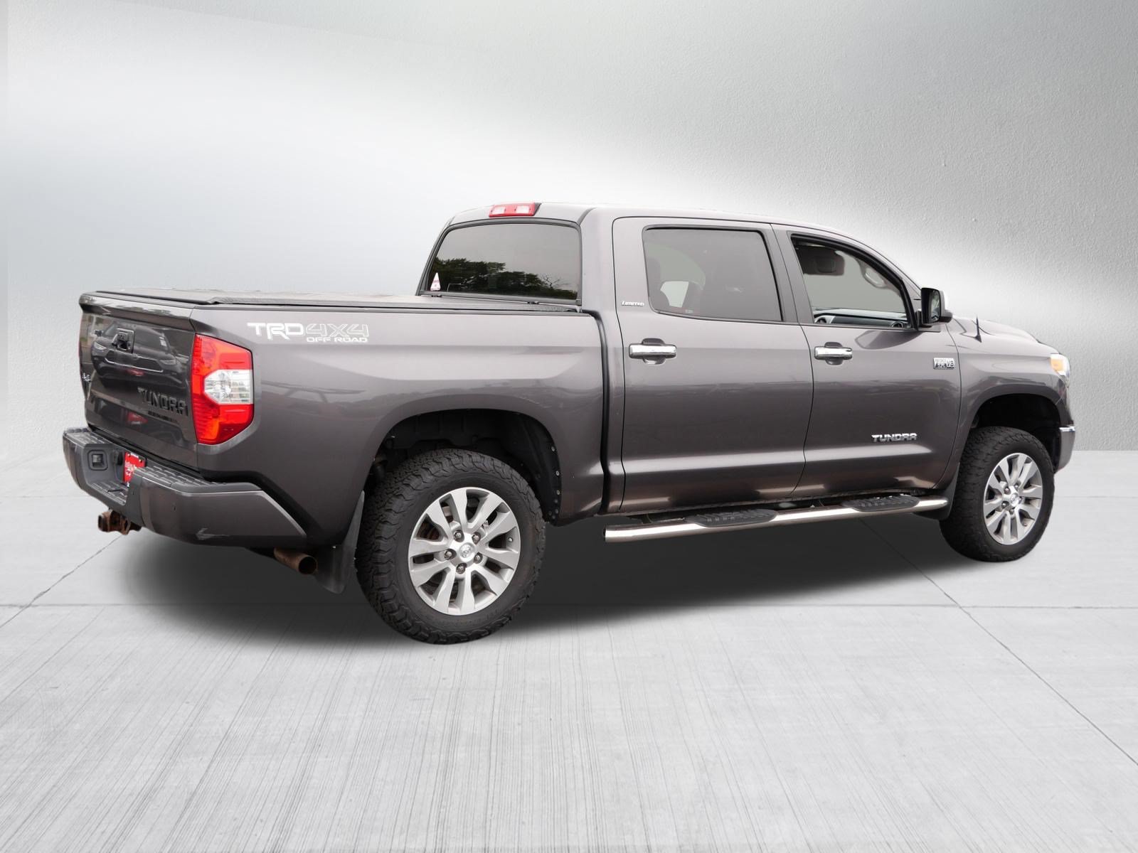 Used 2015 Toyota Tundra Limited w/ Limited Premium Package AWD/4WD image 7