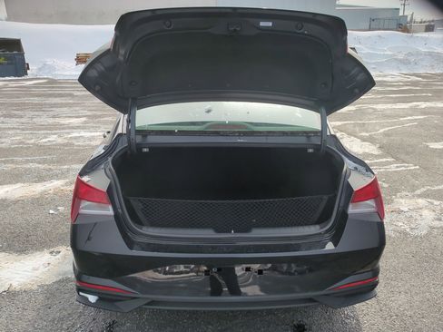 Used 2023 Hyundai Elantra SEL w/ Convenience Package image 25