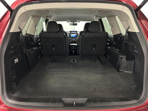 Used 2021 Subaru Ascent Limited image 32