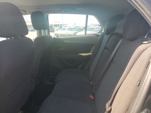 Used 2020 Chevrolet Trax LS FWD image 30