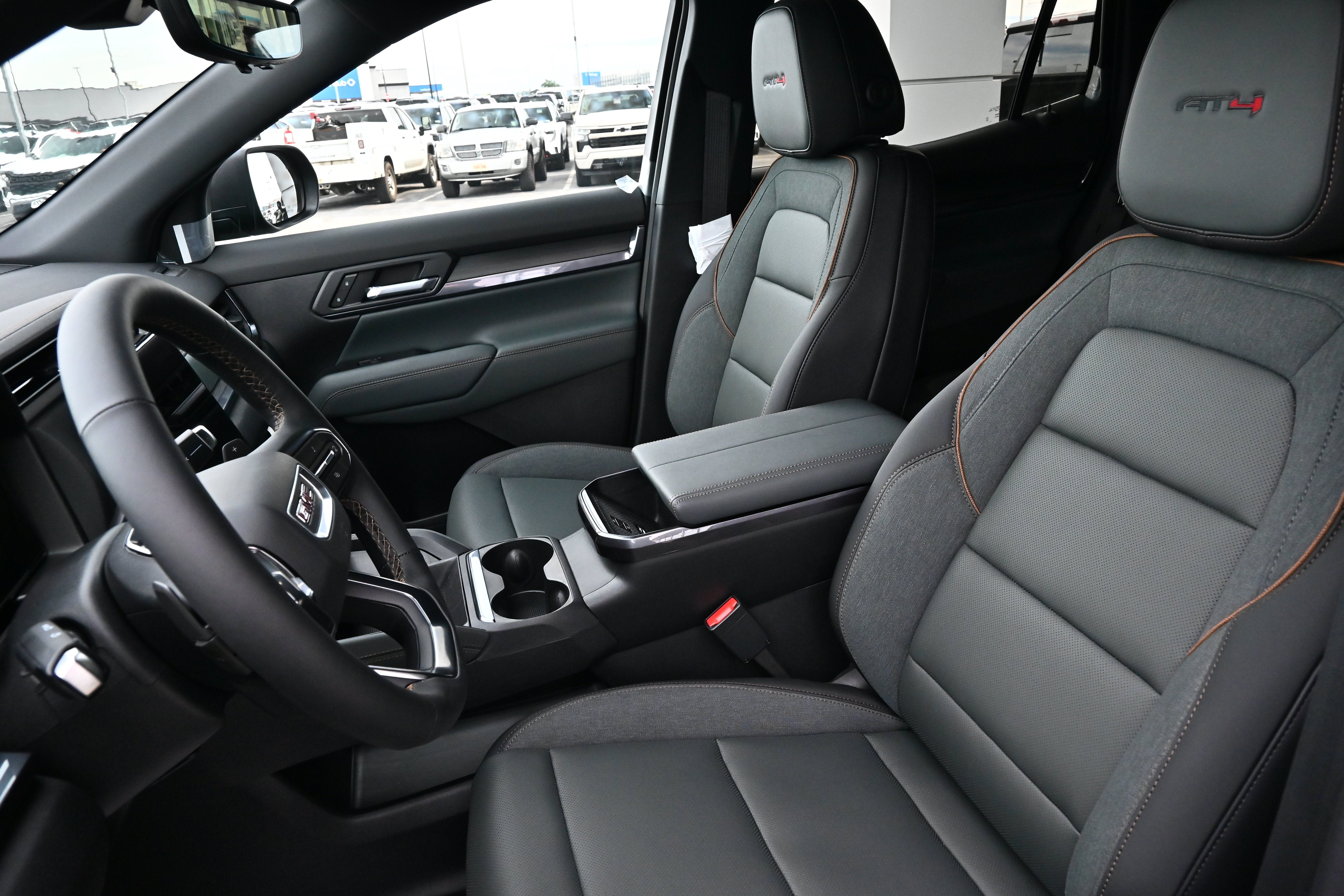 New 2027 GMC Terrain AT4 w/ Technology Package II AWD/4WD image 25