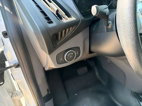 Used 2022 Ford Transit Connect XL FWD image 9