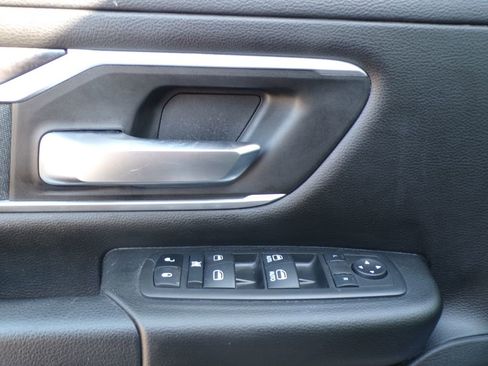 Used 2022 RAM 1500 Big Horn AWD/4WD image 14
