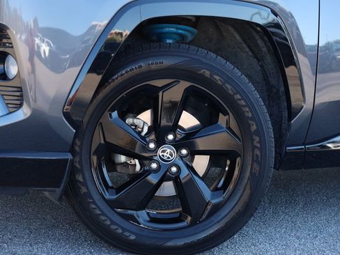 Used 2020 Toyota RAV4 XSE image 2