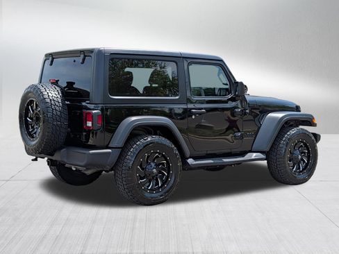 Used 2022 Jeep Wrangler Sport AWD/4WD image 7