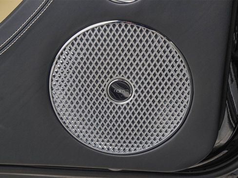 Used 2024 Bentley Continental GT image 36