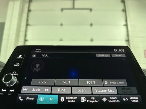 Used 2025 Honda Odyssey EX-L image 30