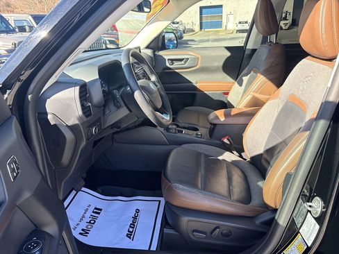 Used 2023 Ford Bronco Sport Outer Banks w/ Tech Package image 21