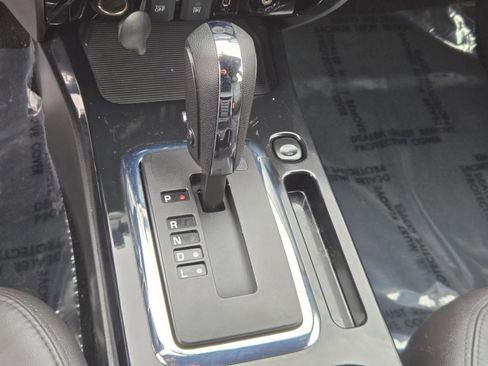 Used 2011 Ford Escape Limited w/ 302A Rapid Spec Order Code image 13