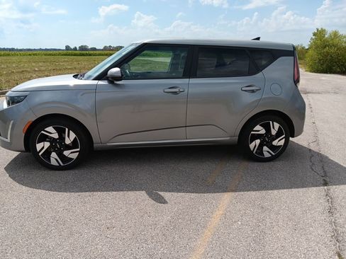 Certified 2024 Kia Soul GT-Line FWD image 8