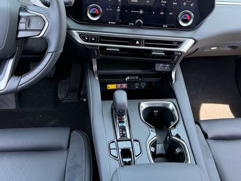 New 2026 Lexus RX 350 AWD/4WD image 10