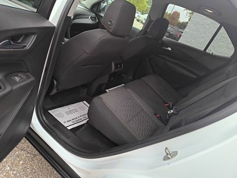 Used 2018 Chevrolet Equinox LT image 13
