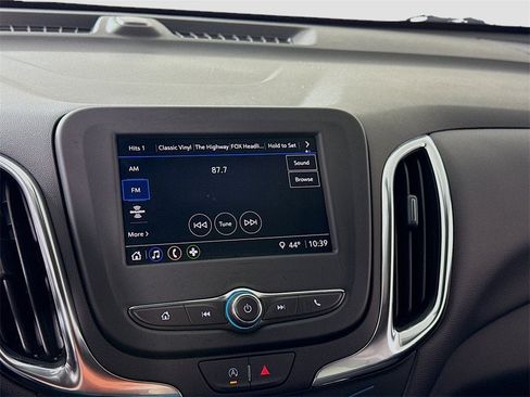 Used 2024 Chevrolet Equinox LT image 8