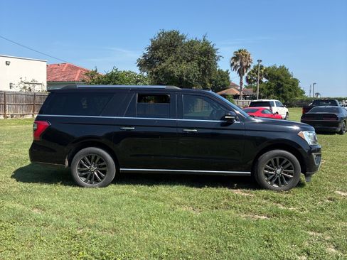 Used 2021 Ford Expedition Max Limited AWD/4WD image 9