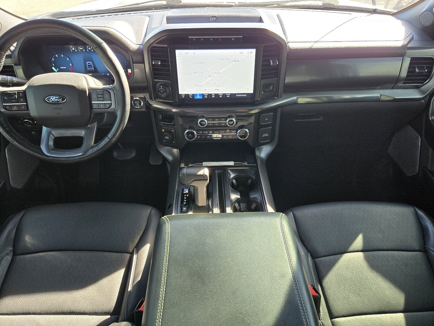 Used 2024 Ford F150 Lariat AWD/4WD image 2