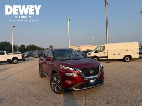 Used 2023 Nissan Rogue SL AWD/4WD image 2