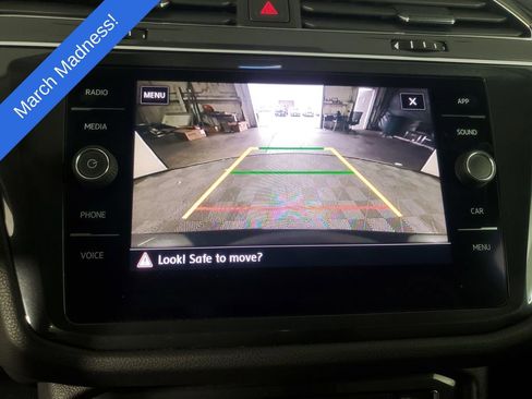 Used 2019 Volkswagen Tiguan SE w/ Panoramic Sunroof Package image 22
